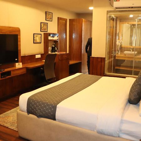 Royal Castle Hotel Kasol Eksteriør billede