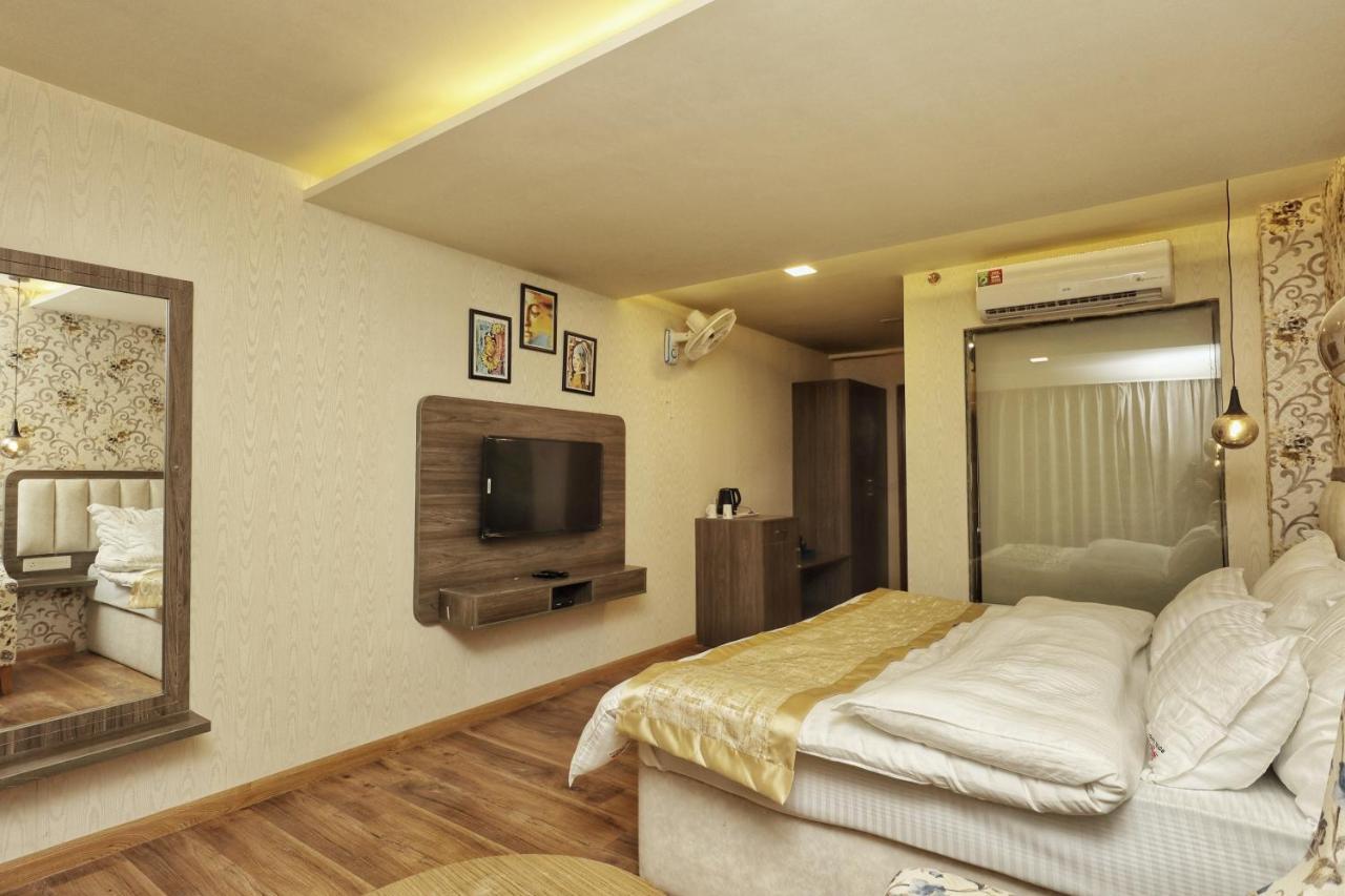 Royal Castle Hotel Kasol Eksteriør billede
